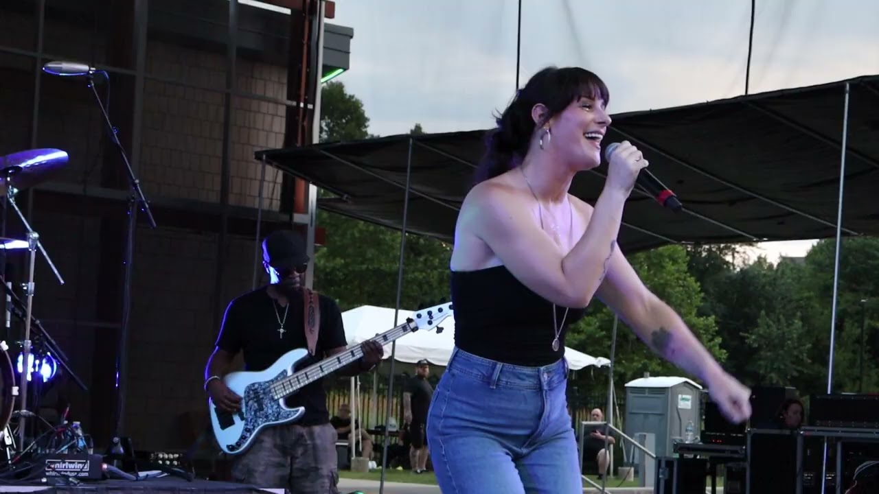 Lindsey Webster Takes The Stage At Youngstown's Wine & Jazz Fest 2025!