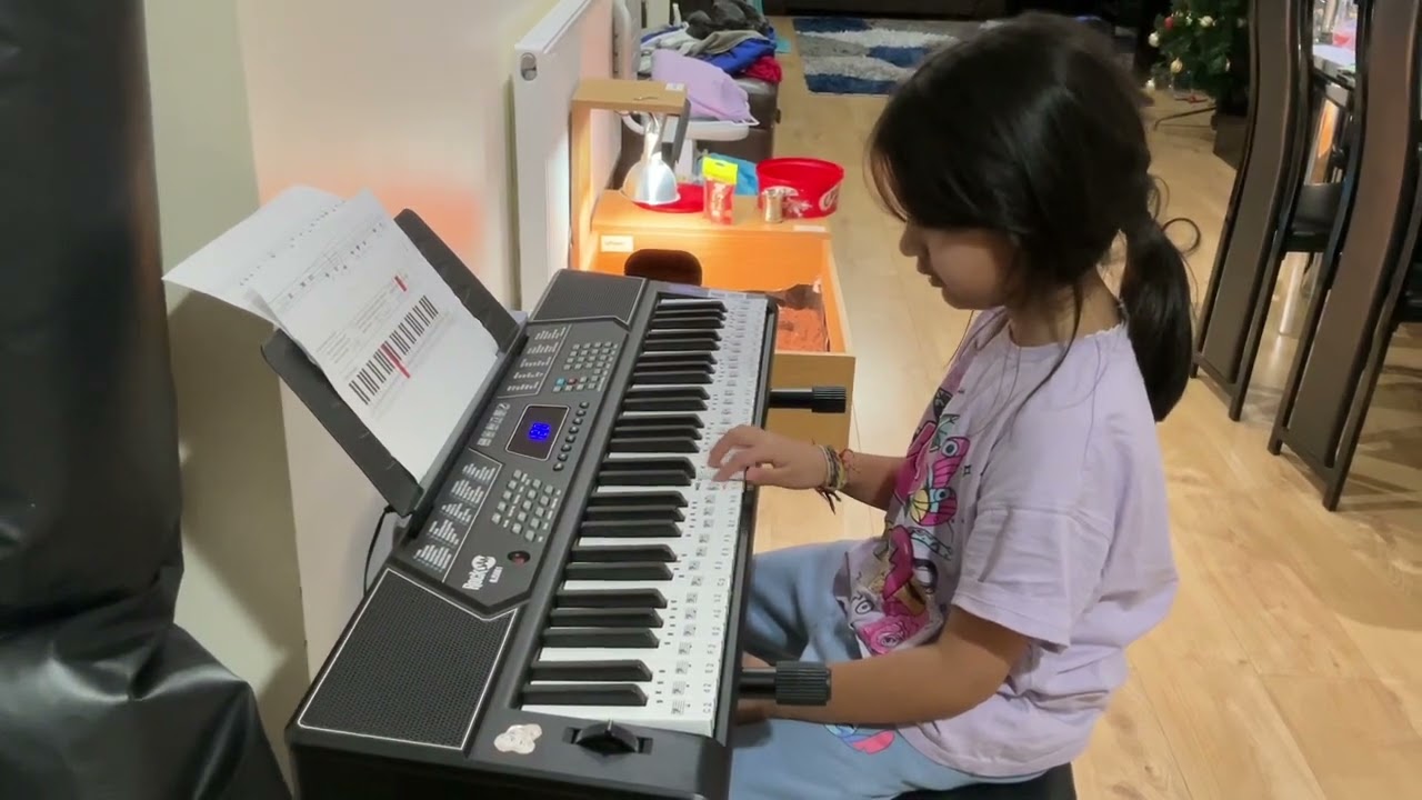 Twinkle twinkle little star piano