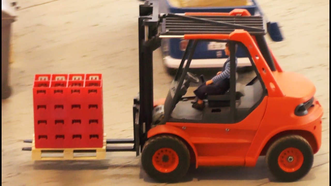RC Gabelstapler in Aktion | Faszination Modellbau 2016
