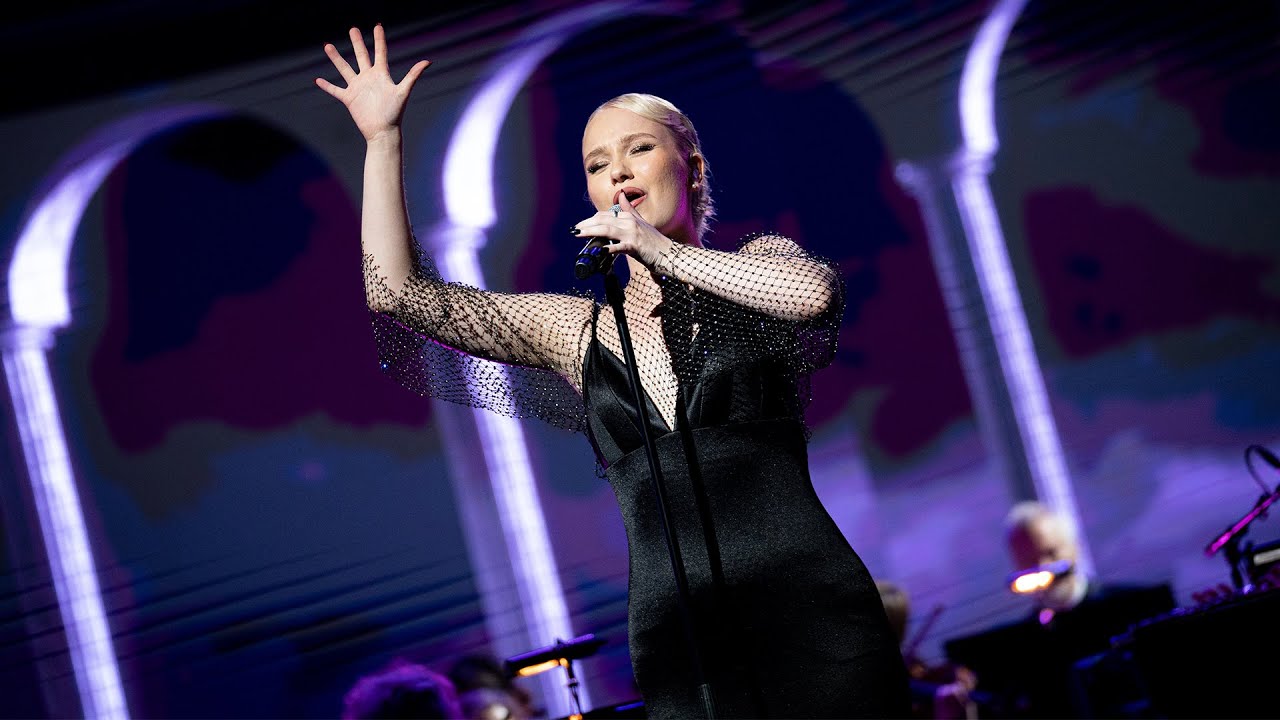Klara Almström - Skyfall av Adele  | Idol Sverige | TV4 & TV4 Play