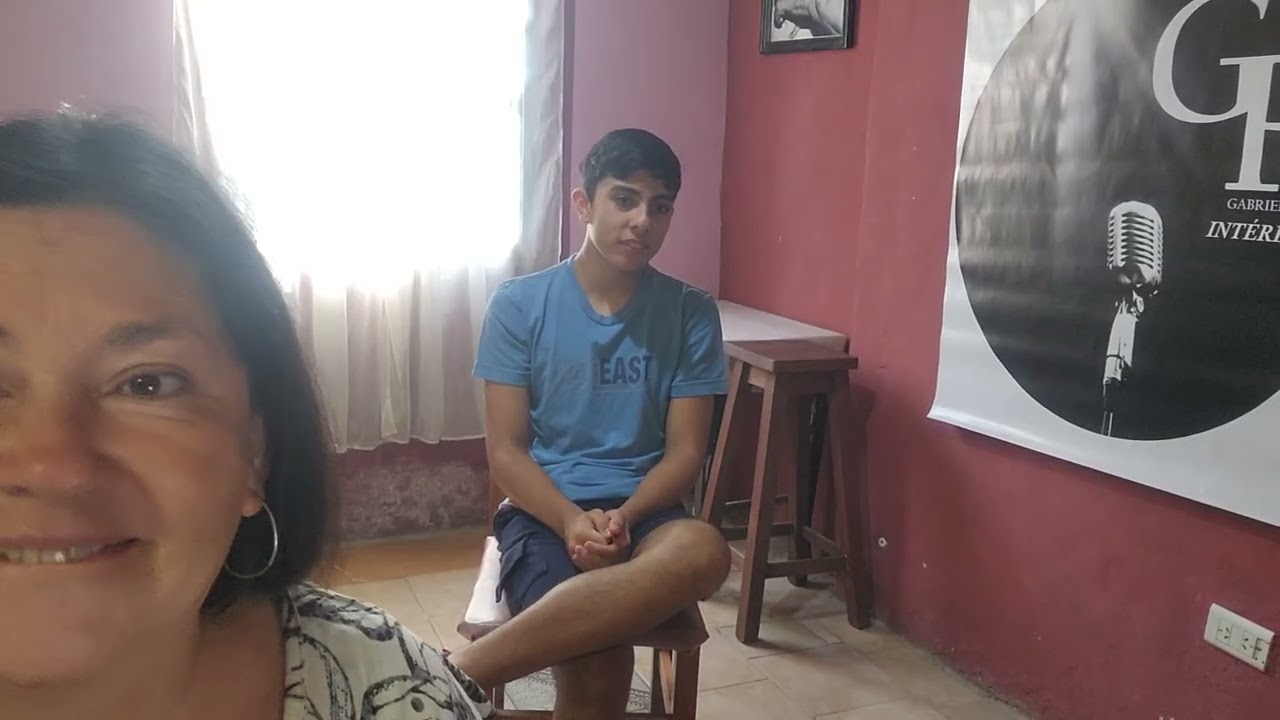 VOCALIZO DE SANTIAGO CON GABI RODAS 