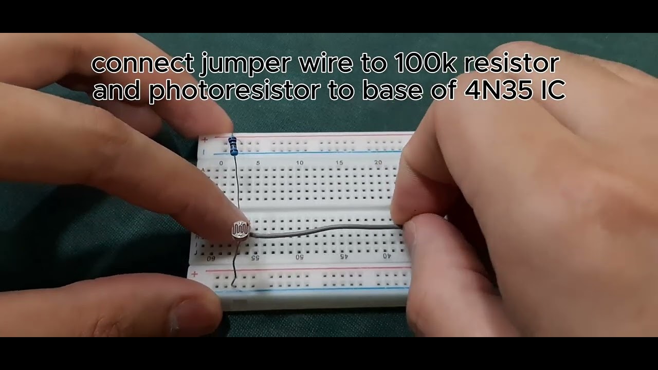 Automatic Night Light Using 4N35 IC on Breadboard #breadboard#ledcircuit