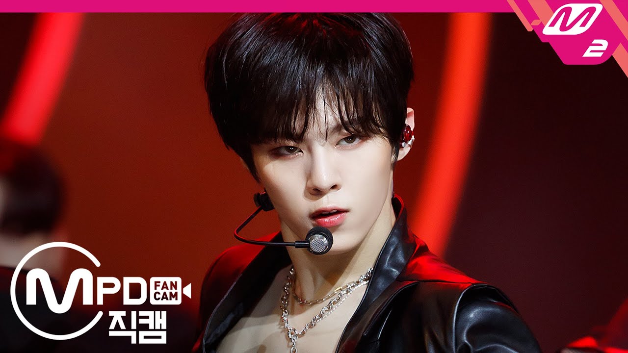 [MPD직캠] 김우석 직캠 4K ‘적월(赤月)(Red Moon)’ (KIM WOOSEOK FanCam) | @MCOUNTDOWN_2020.5.28