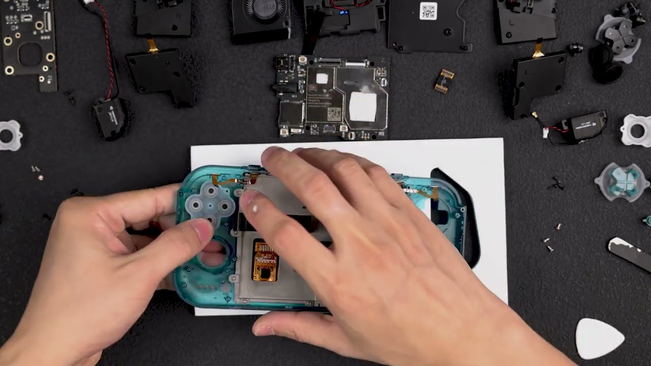 Retroid Pocket Nova: Teardown video