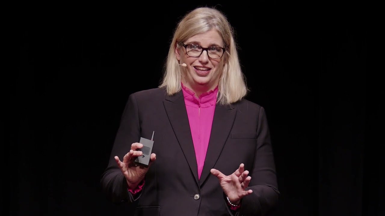 The right way for couples to talk about money | Meredith Moore | TEDxAtlantaWomen