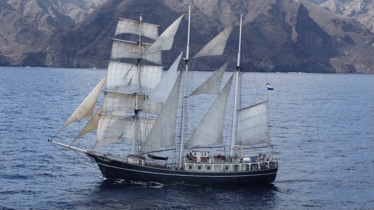 School at Sea 2021 / 2022 Thalassa Barkentijn