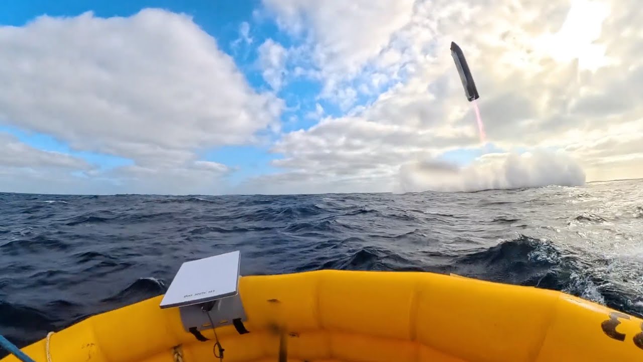 Wow! SpaceX Starship splashdown captured by 'Starlink-equipped' buoy cam