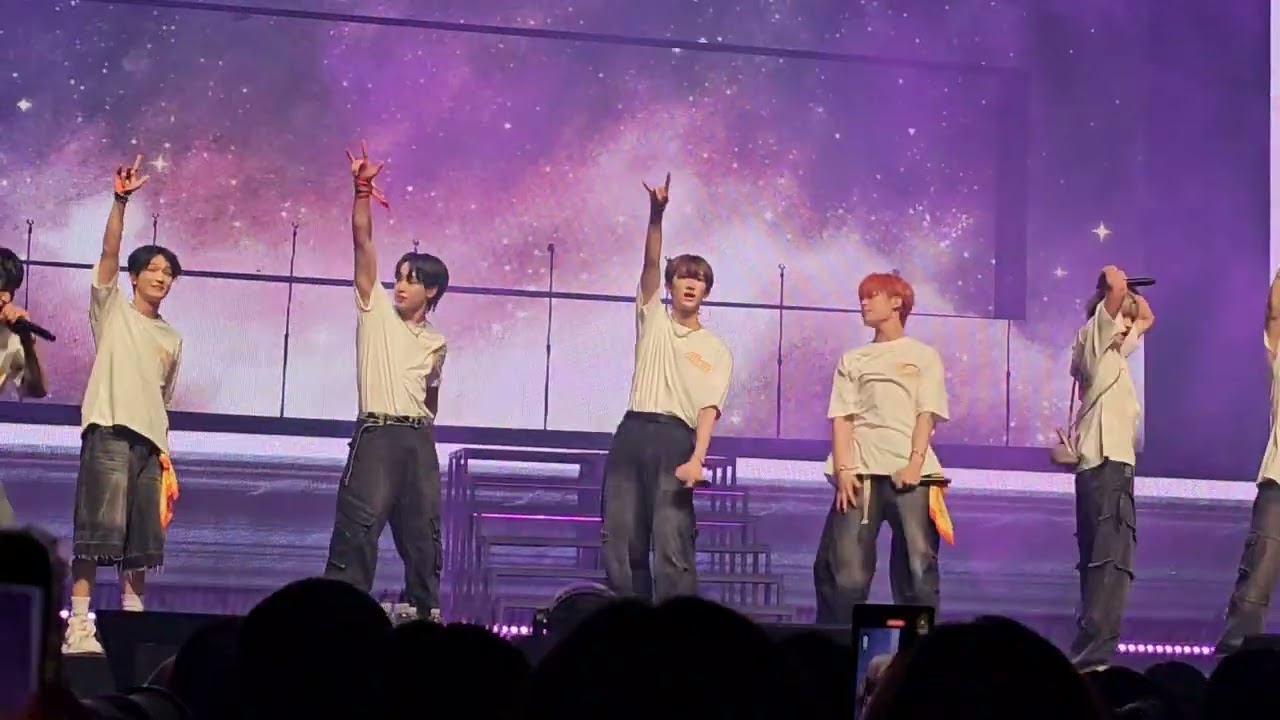 Xikers performing Break a Leg @fanmeeting 240526
