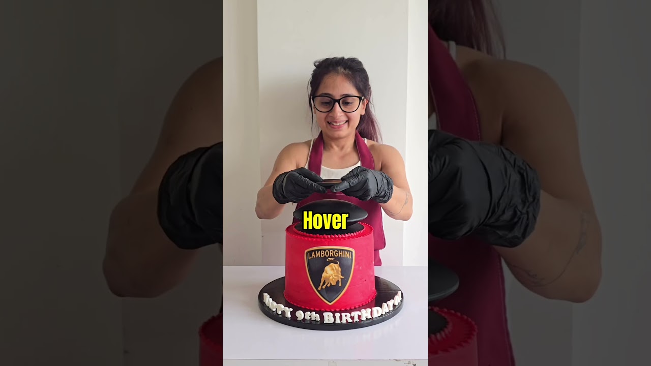 She made this cake float his dream car 🎂