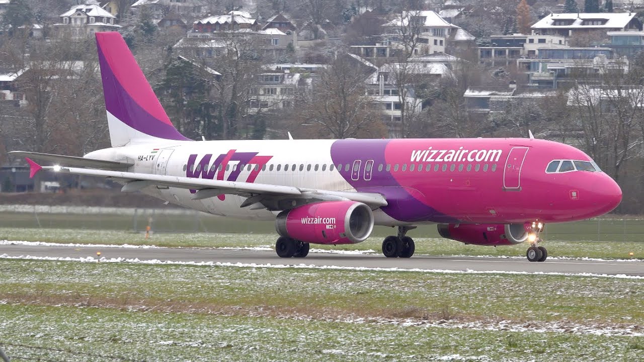 Airbus A320-200 Wizz Air Take-Off at Bern
