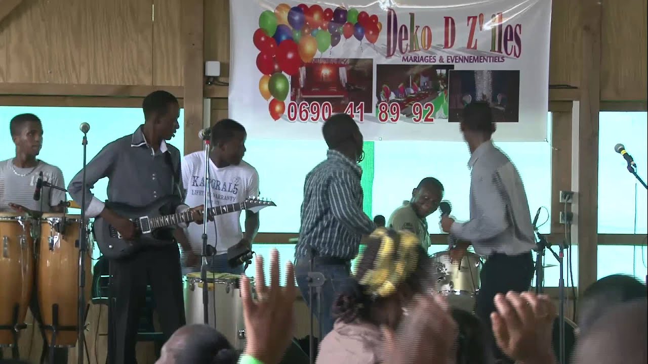 Le groupe explosion next