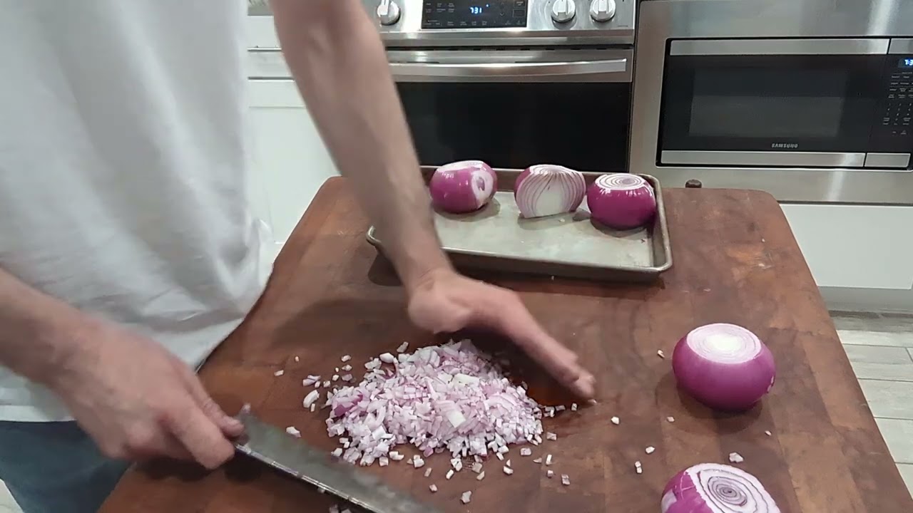 red onions with HSC /// gyuto chef knife
