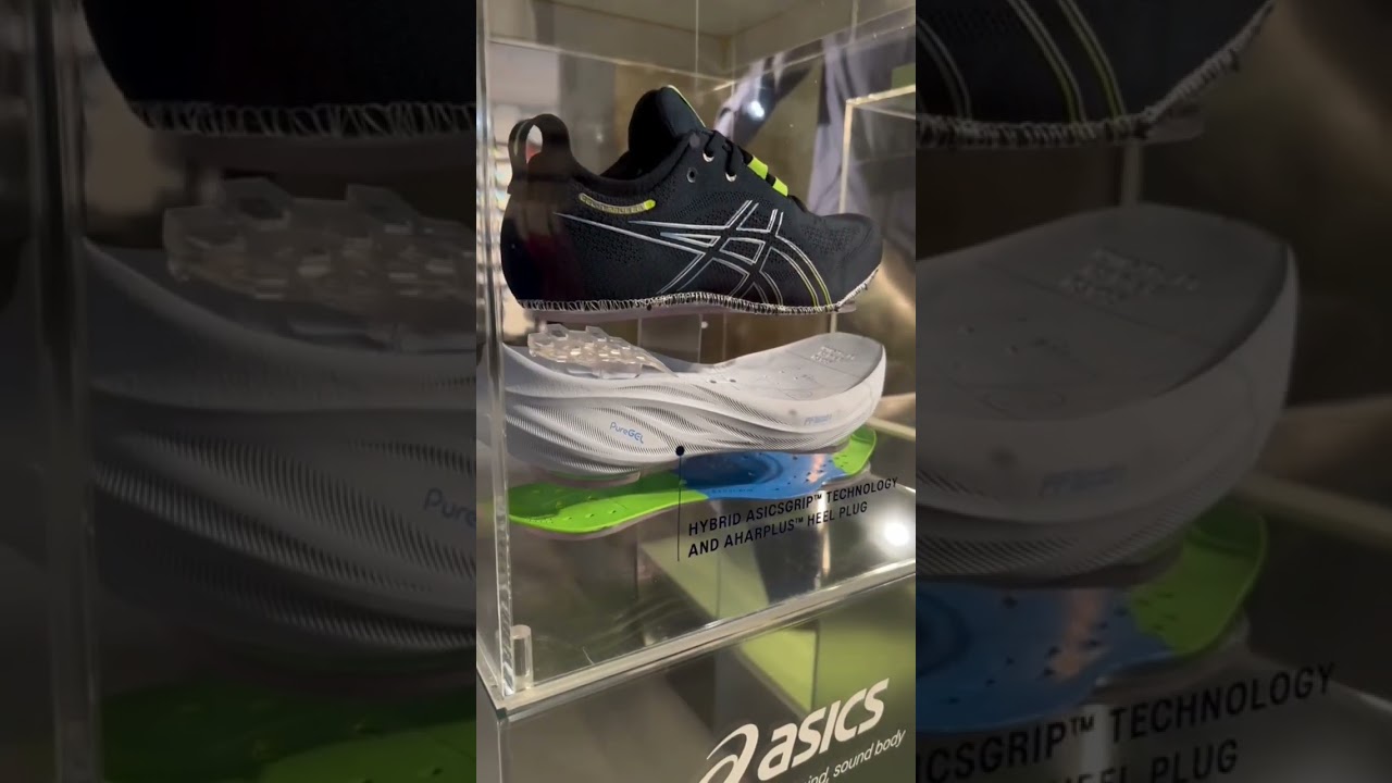 ASICS Gel Nimbus 26 и Novablast 4