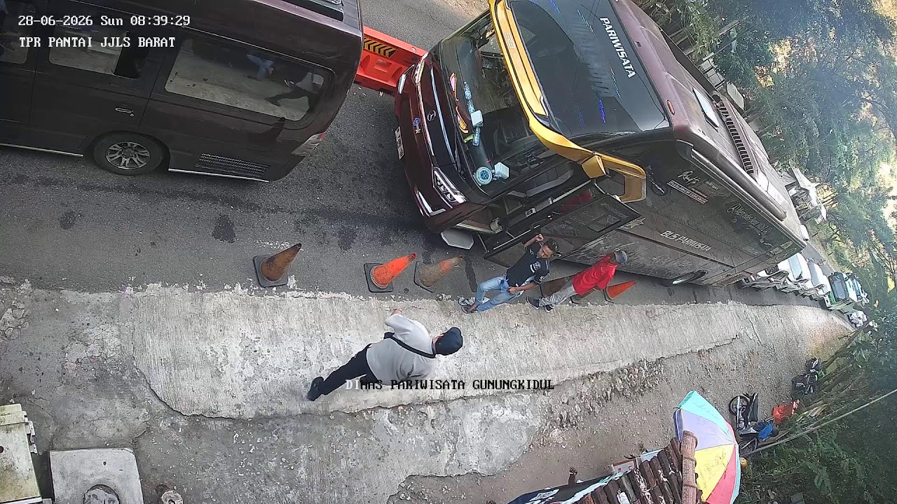 LIVE PEMANTAUAN CCTV PINTU MASUK PANTAI  JJLS 1