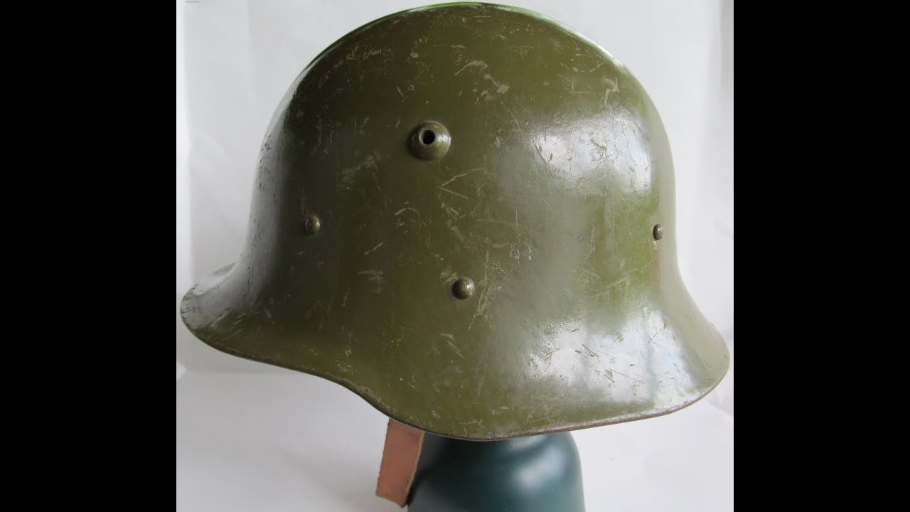 How to Tell the Difference in the Models of WW2 Bulgarian M36 Helmets.
