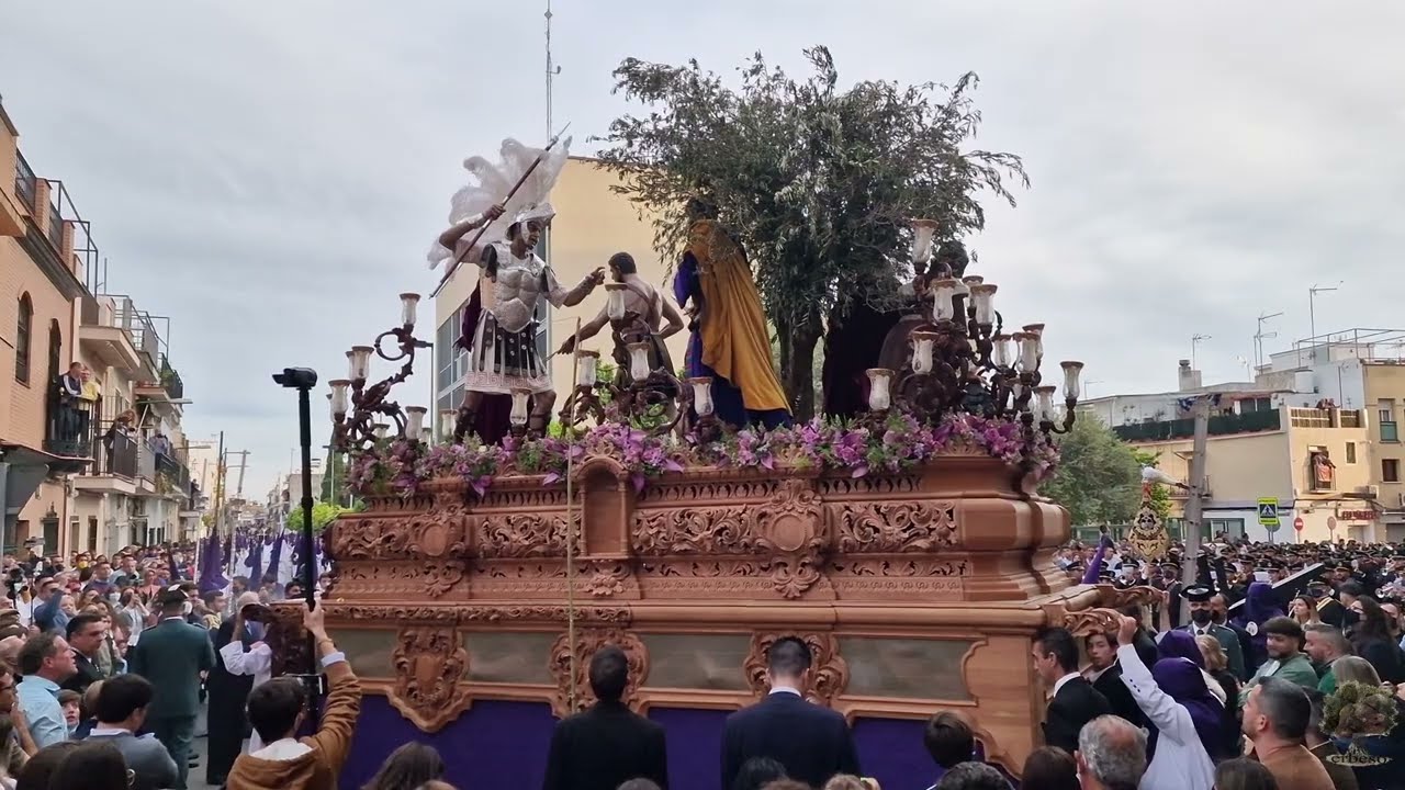 Salud y Remedios (Dulce Nombre de Bellavista) - Orando al Padre