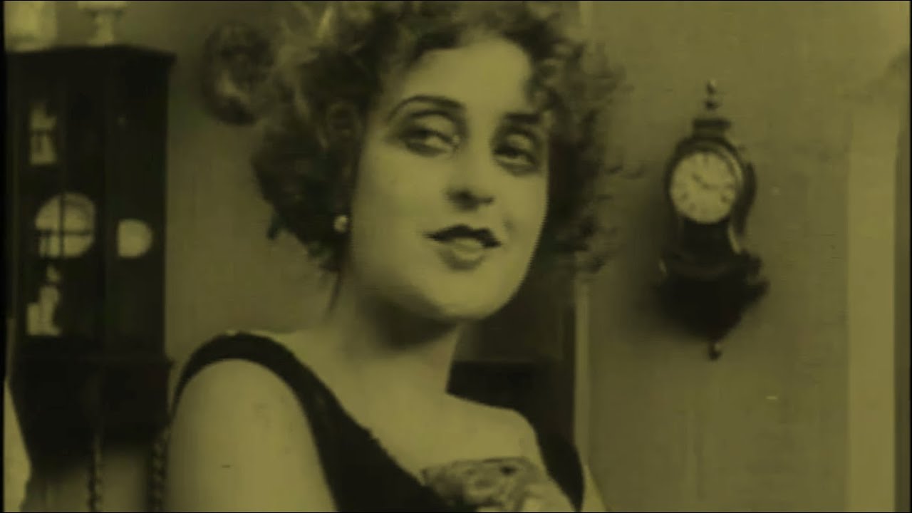 La valigia dei sogni (1953) di Luigi Comencini