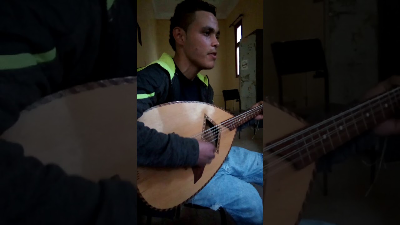 Une petit jeune Momoh chante Matoub incroyable