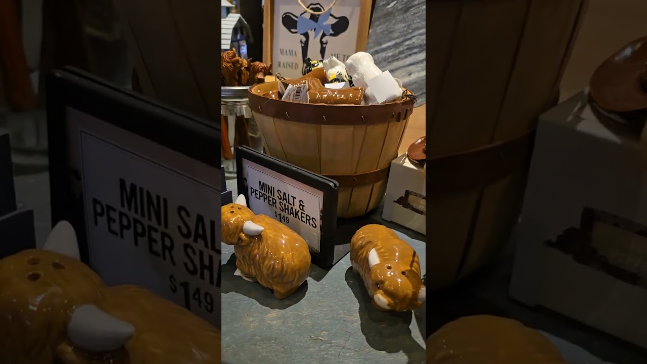 #CrackerBarrel