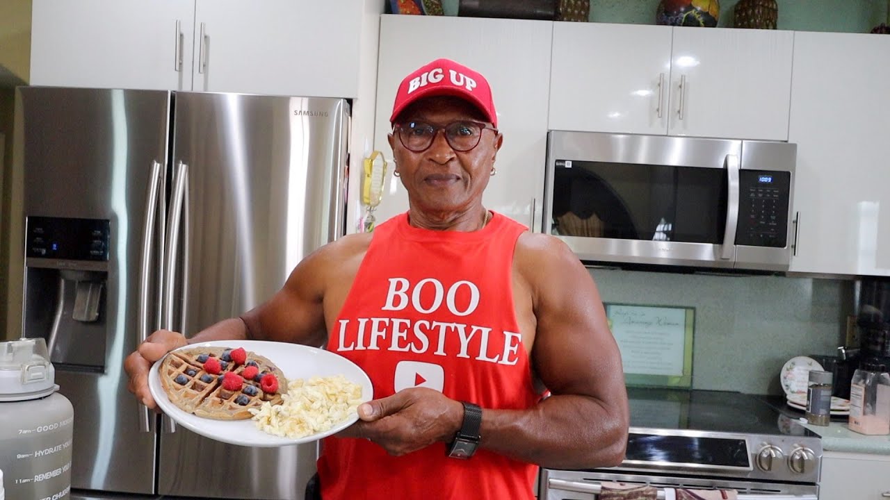 COOK A HEALTHY BREAKFAST WITH ME