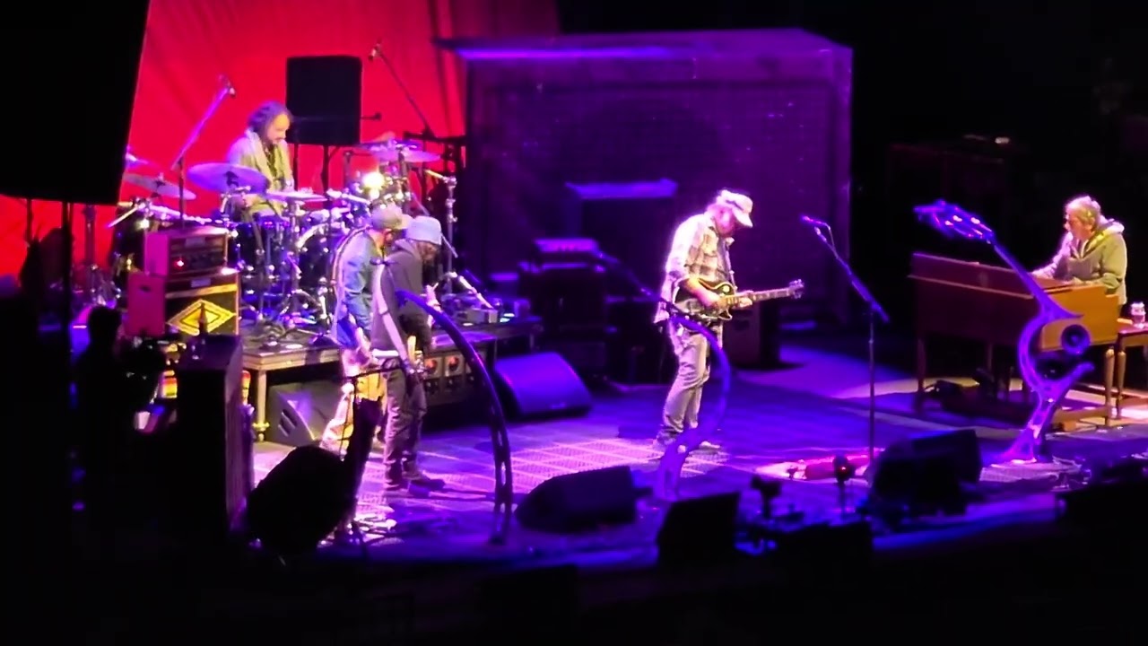 Neil Young @ The Shoreline Mountain View - 9/12/25