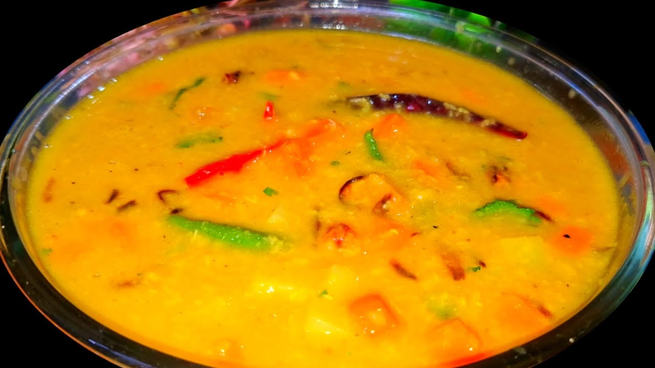 গাজর আলু দিয়ে মুগ ডালের এই রান্না খেলে মুখে লেগে থাকবে।Mug daler recipe #Cook N Food #Bengali food।