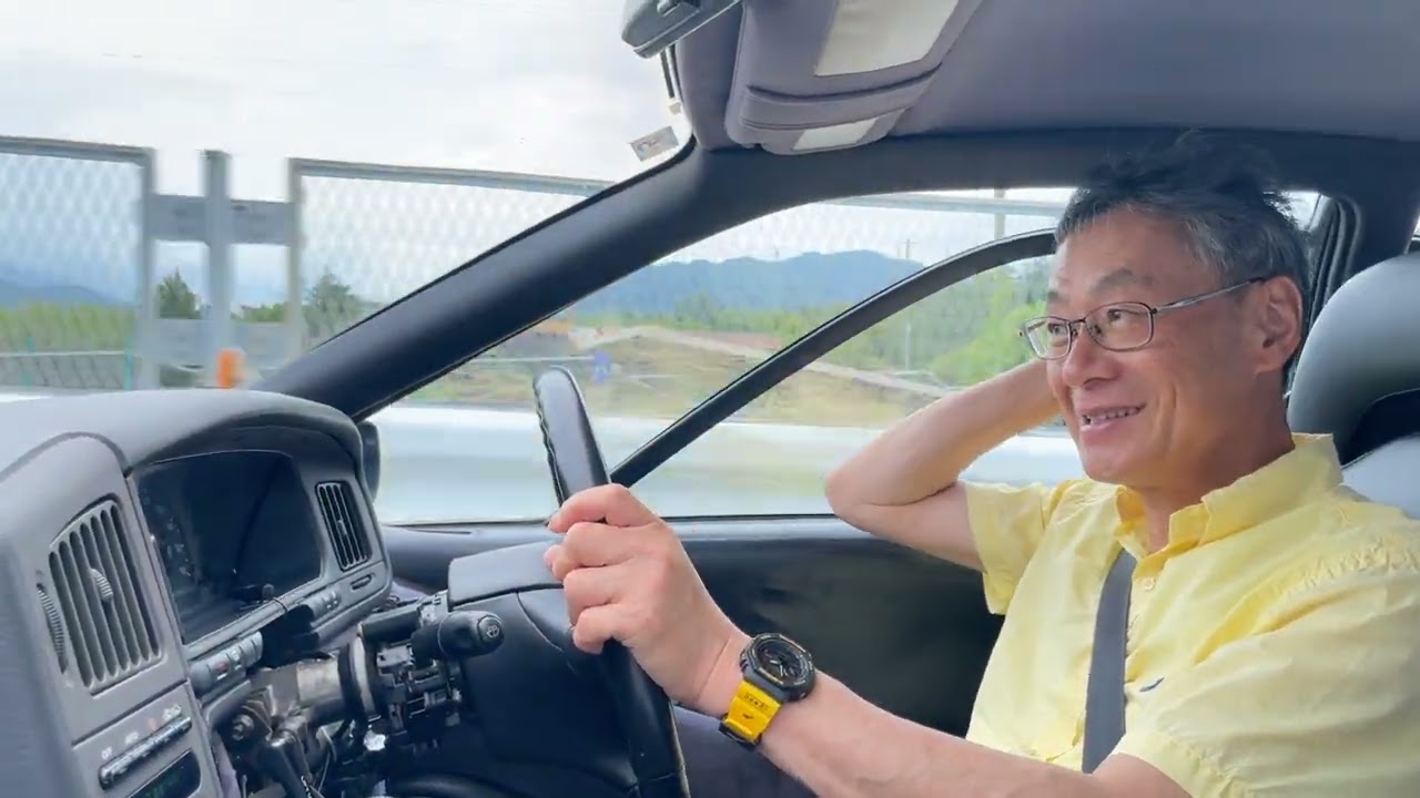 スバルの記念碑「SVX」をライトアップ！