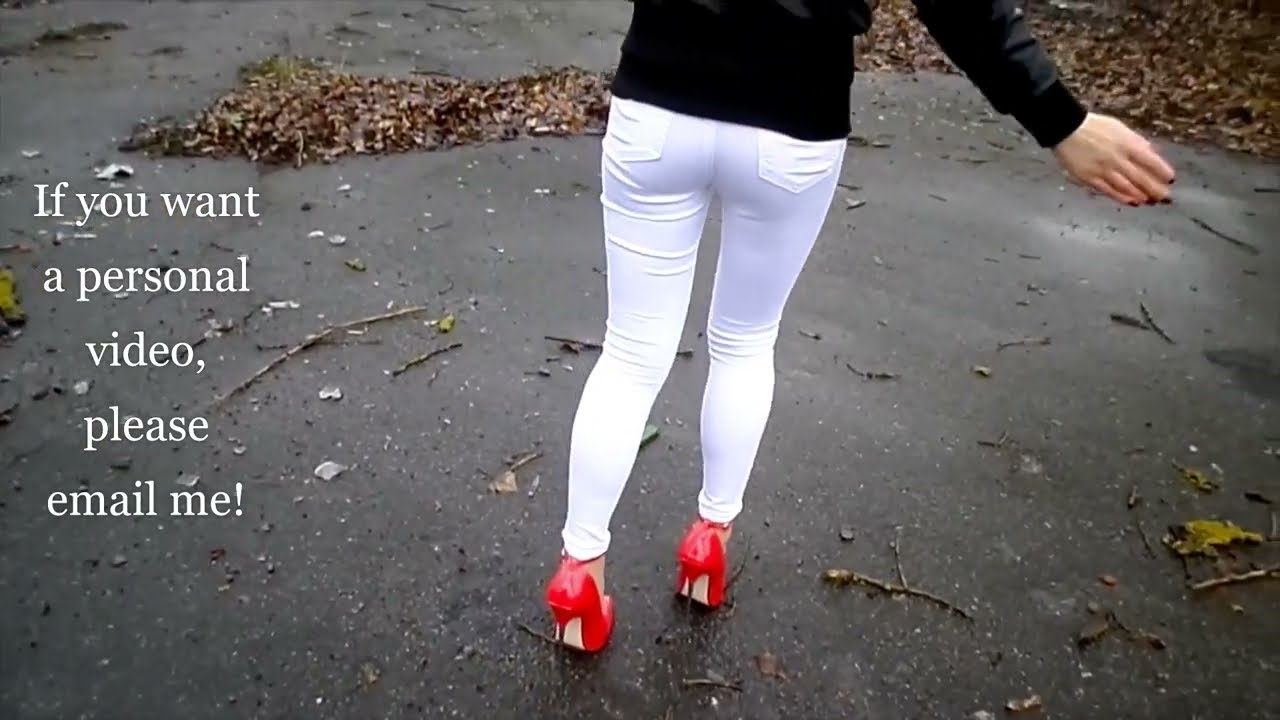 Red Stiletto Pumps, Original Sound, Heels Clatter On Asphalt