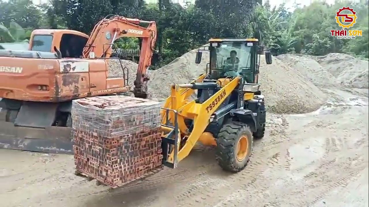 🔥 Máy Xúc Lật TS938KH - Tháo Lắp Nhanh Càng Nâng | Hiệu Suất Vượt Trội, Đa Năng Đỉnh Cao! 0945393666