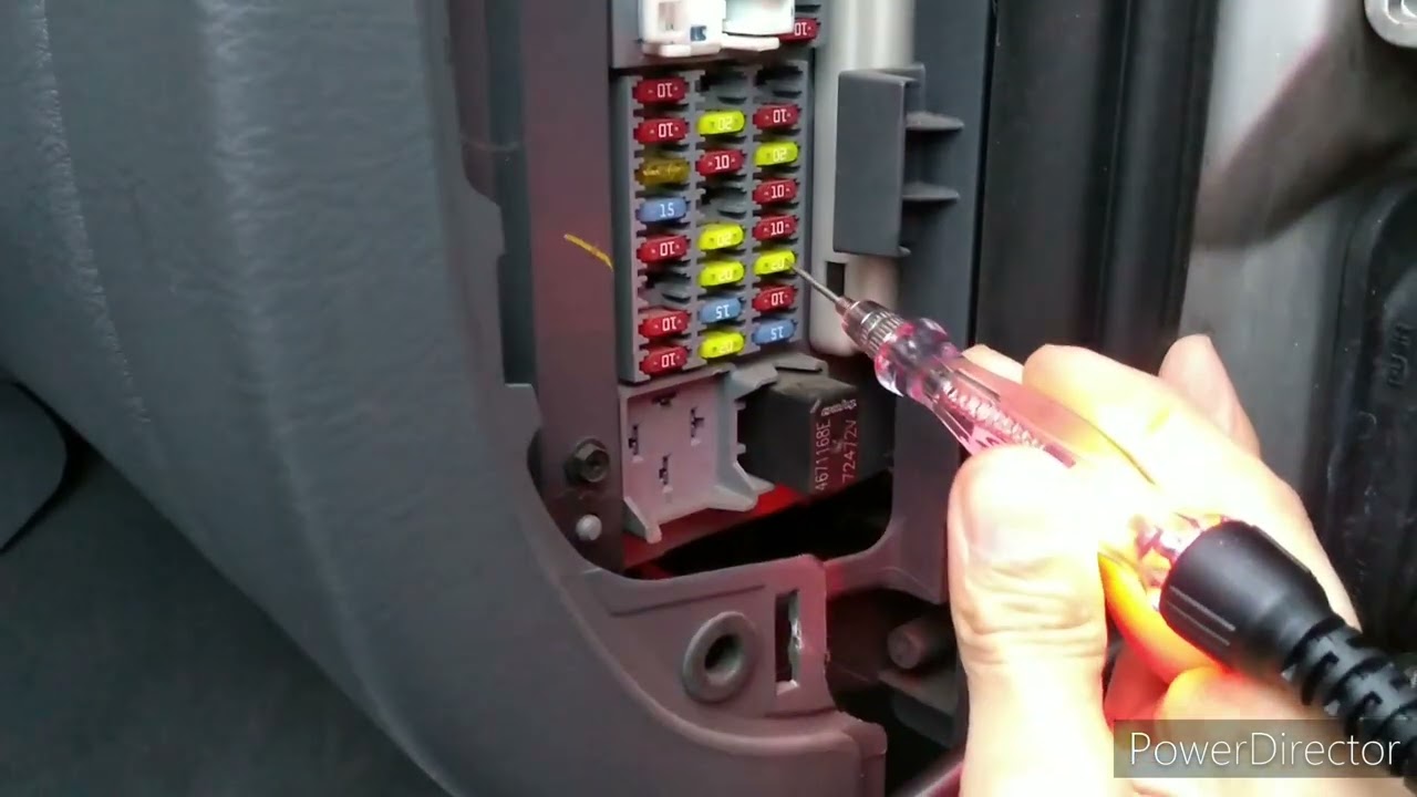 Jeep Cherokee / Liberty (2002 - 2007) Cigar Lighter Power Outlet Not Working - Is Fuse Blown???