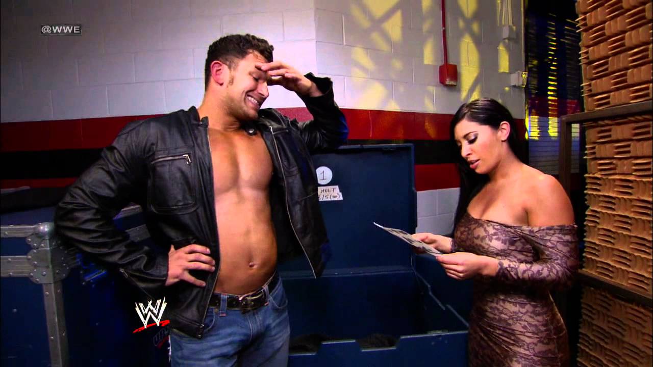 Johnny Curtis and Maxine find a hostage letter: WWE NXT - March 21, 2012