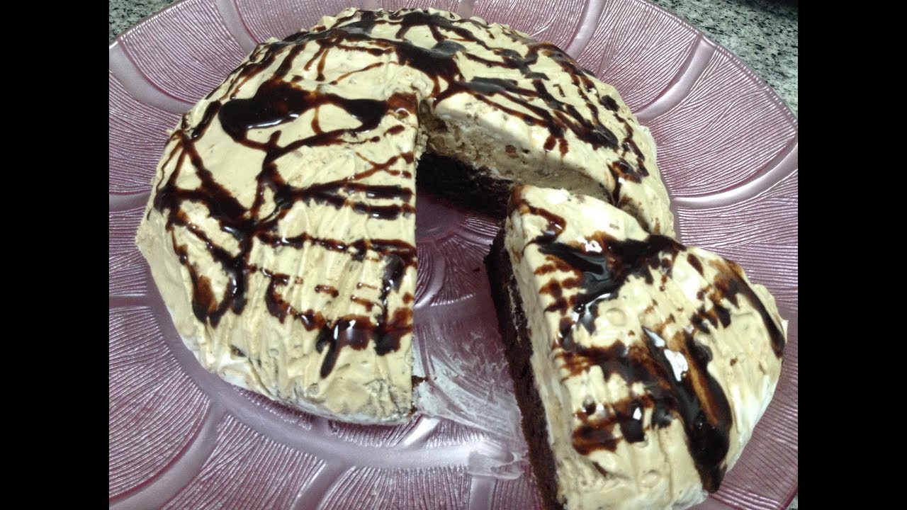 ice cream cake- jamocha almond fudge ice cream with chocolate cake