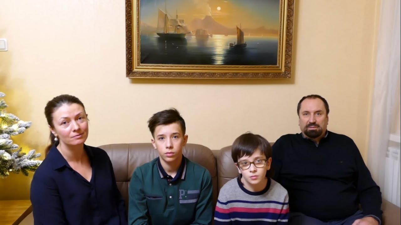 Семья Вакуленко поздравляет Казахстан с днём независимости (гимн Казахстана +обращение к президенту)