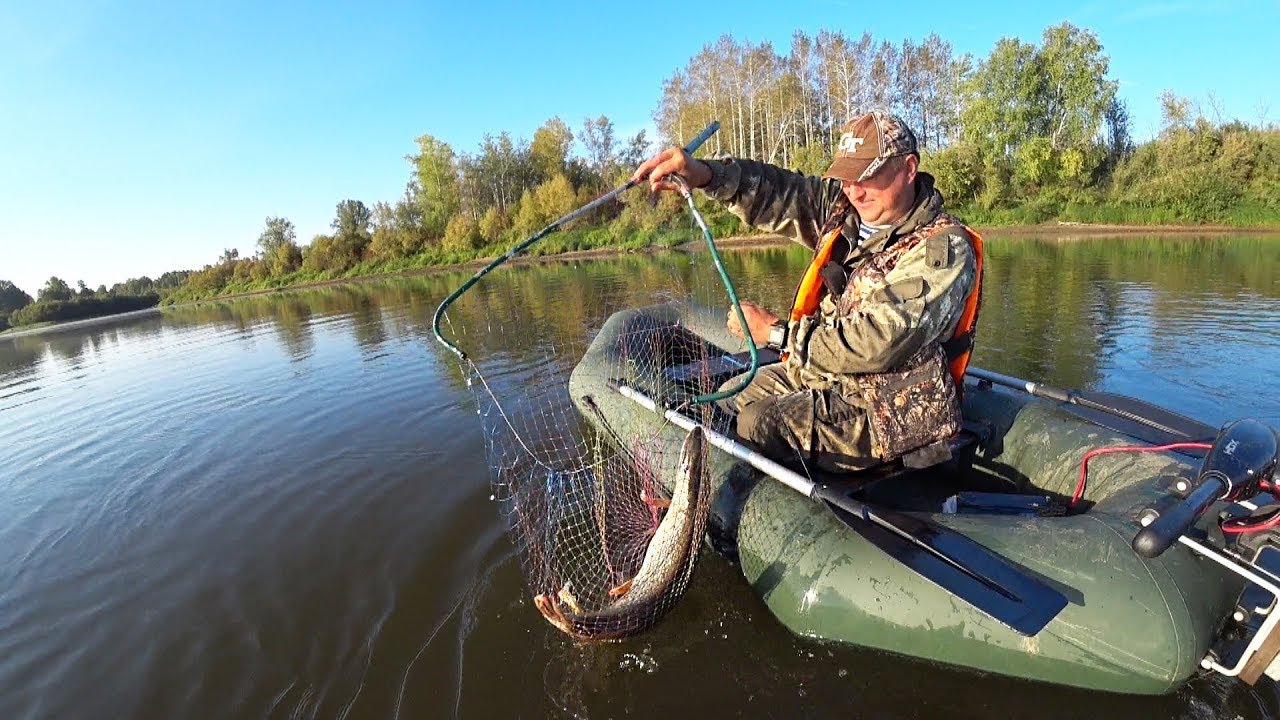 Как ОДНОМУ на реке ПОСТАВИТЬ ПЕРЕМЁТ! Рыбалка на Перемет! #рыбалка #РакиFISHINGPRO