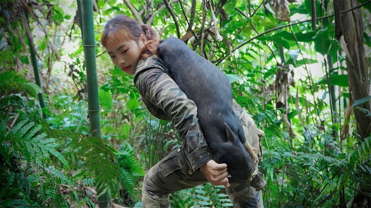 detect wild boar tracks, skills, set traps, make doors for beautiful shelters, survival alone