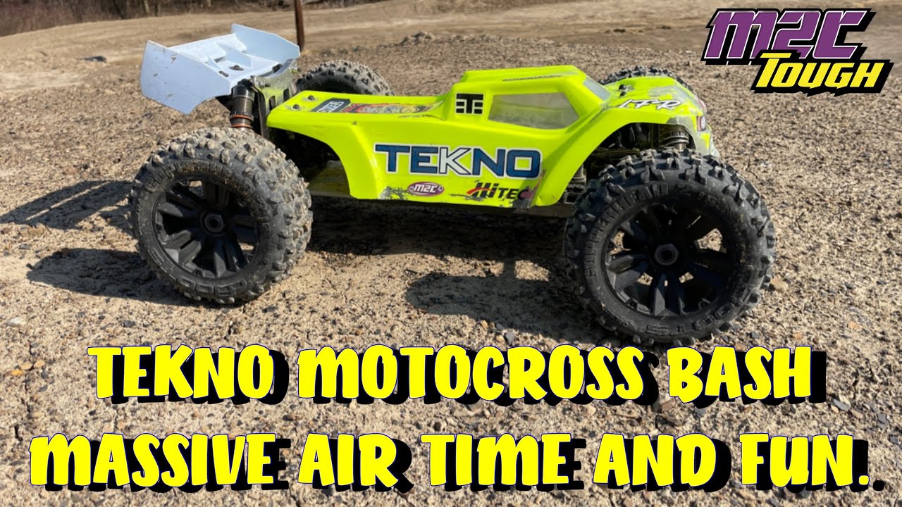 TEKNO AIR TIME AT THE MOTOCROSS TRACK