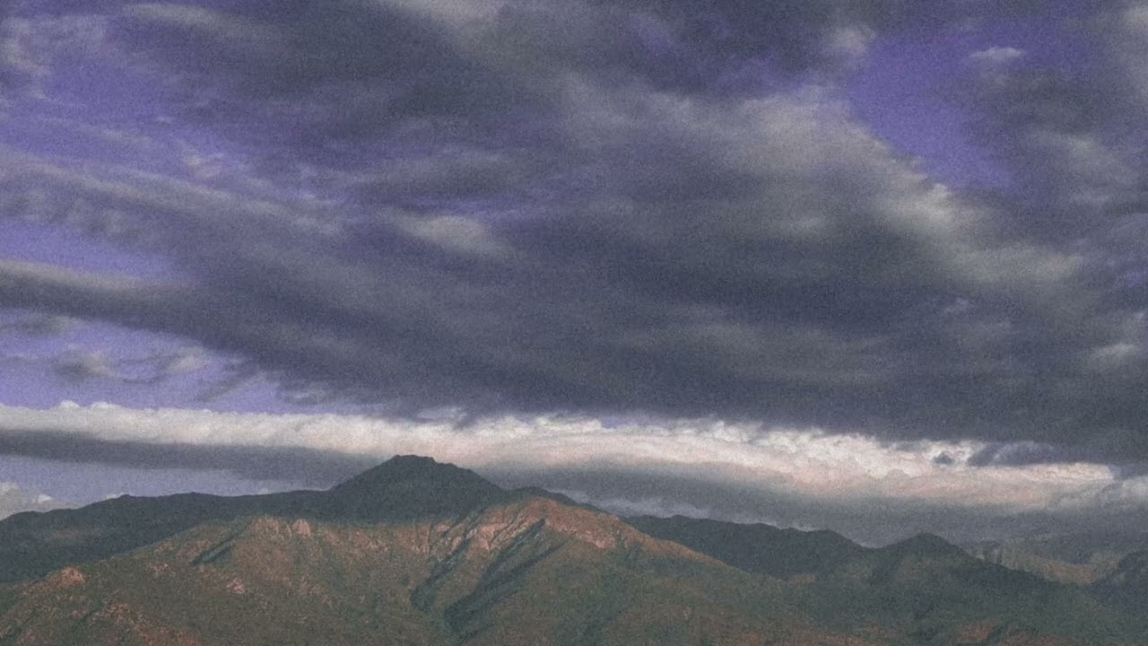 Nothing interrupts the horizon