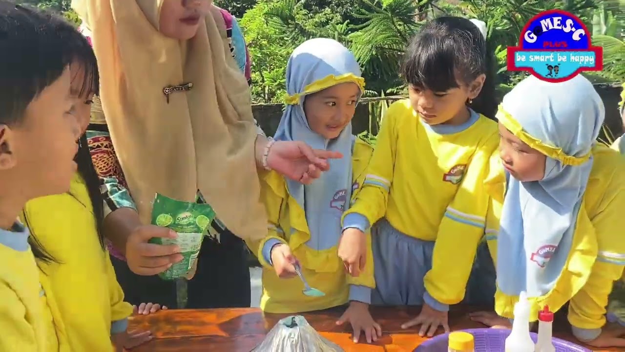 PUNCAK TEMA “UNIVERSE” || B HAPPY CLASS