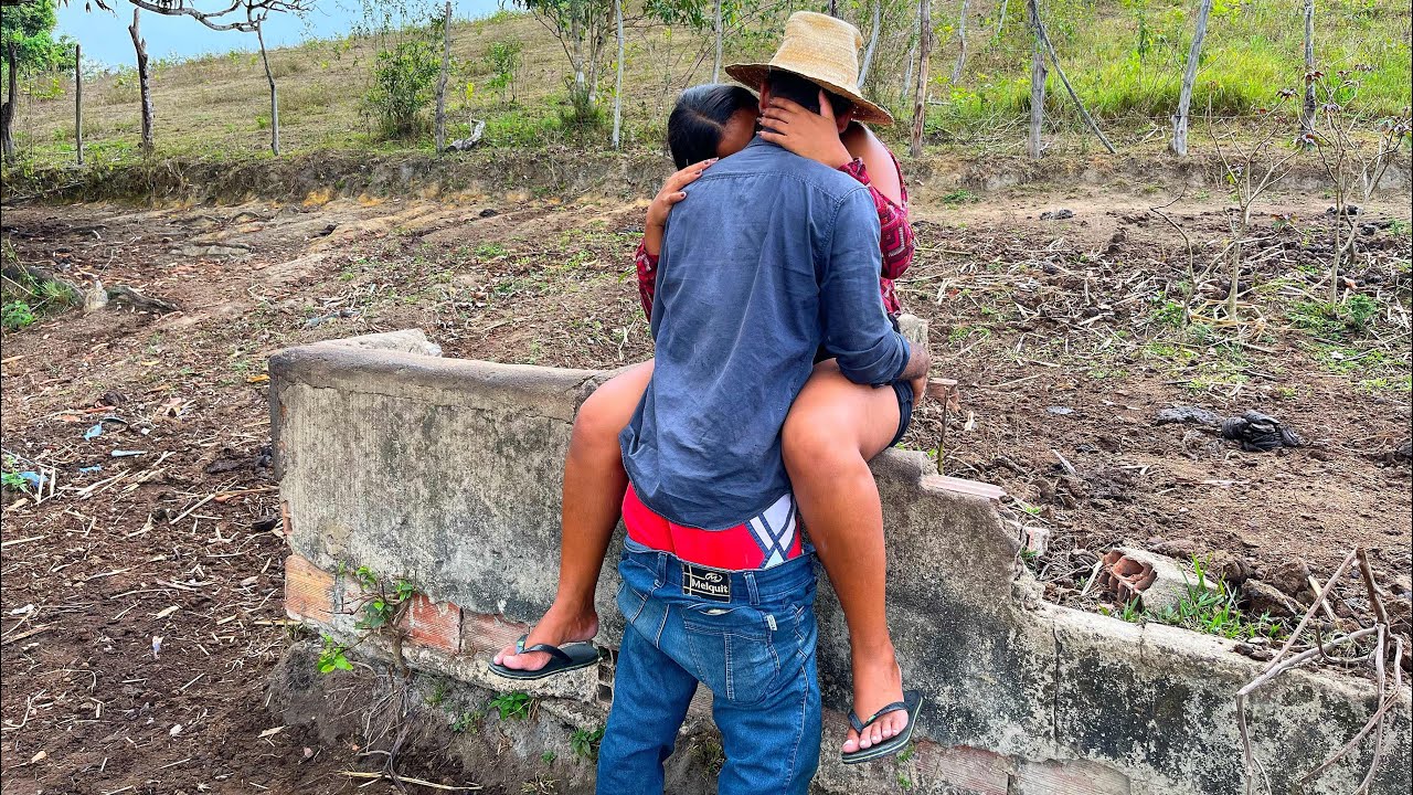 PATRÃO FLAGRA SUA ESPOSA LHE TRAINDO COM SEU FUNCIONÁRIO…veja oque ele fez