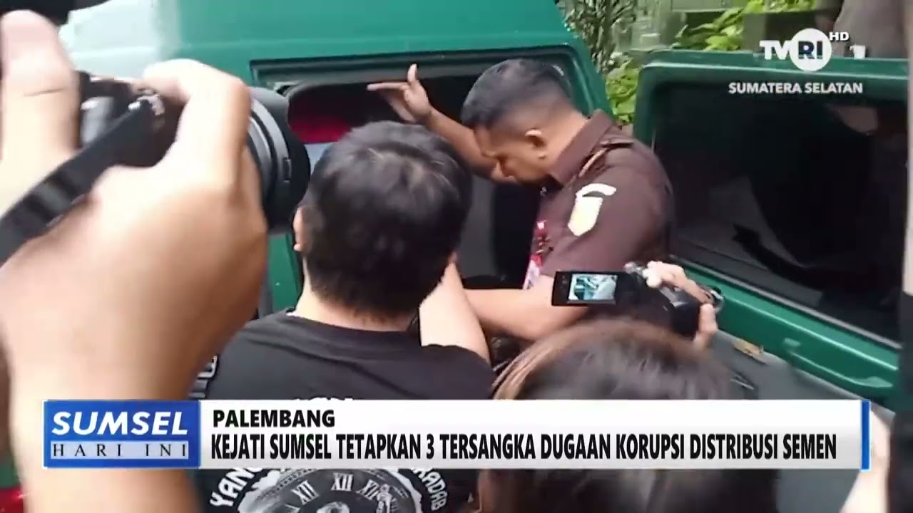 SUMSEL HARI INI - KEJATI SUMSEL TETAPKAN 3 TERSANGKA DUGAAN KORUPSI DISTRIBUSI SEMEN