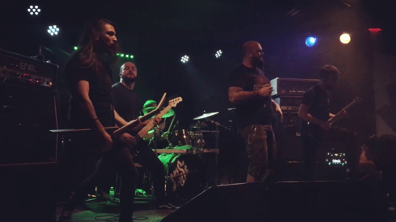 The Descent en la Sala Groove de Portugalete.