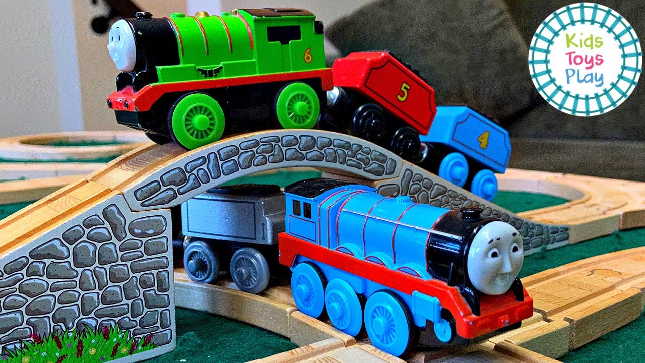 Building a BIG Thomas & Friends Switch Track