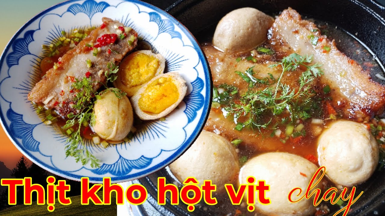 Làm miếng thịt ba rọi kho với trứng vịt chay - Make braised pork belly with vegetarian duck eggs