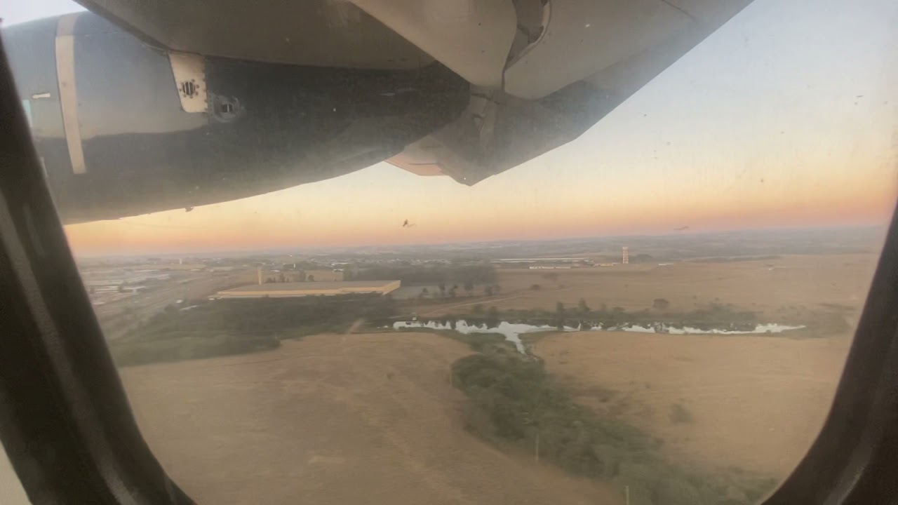 Pouso ATR72-600 da azul em Campinas VCP