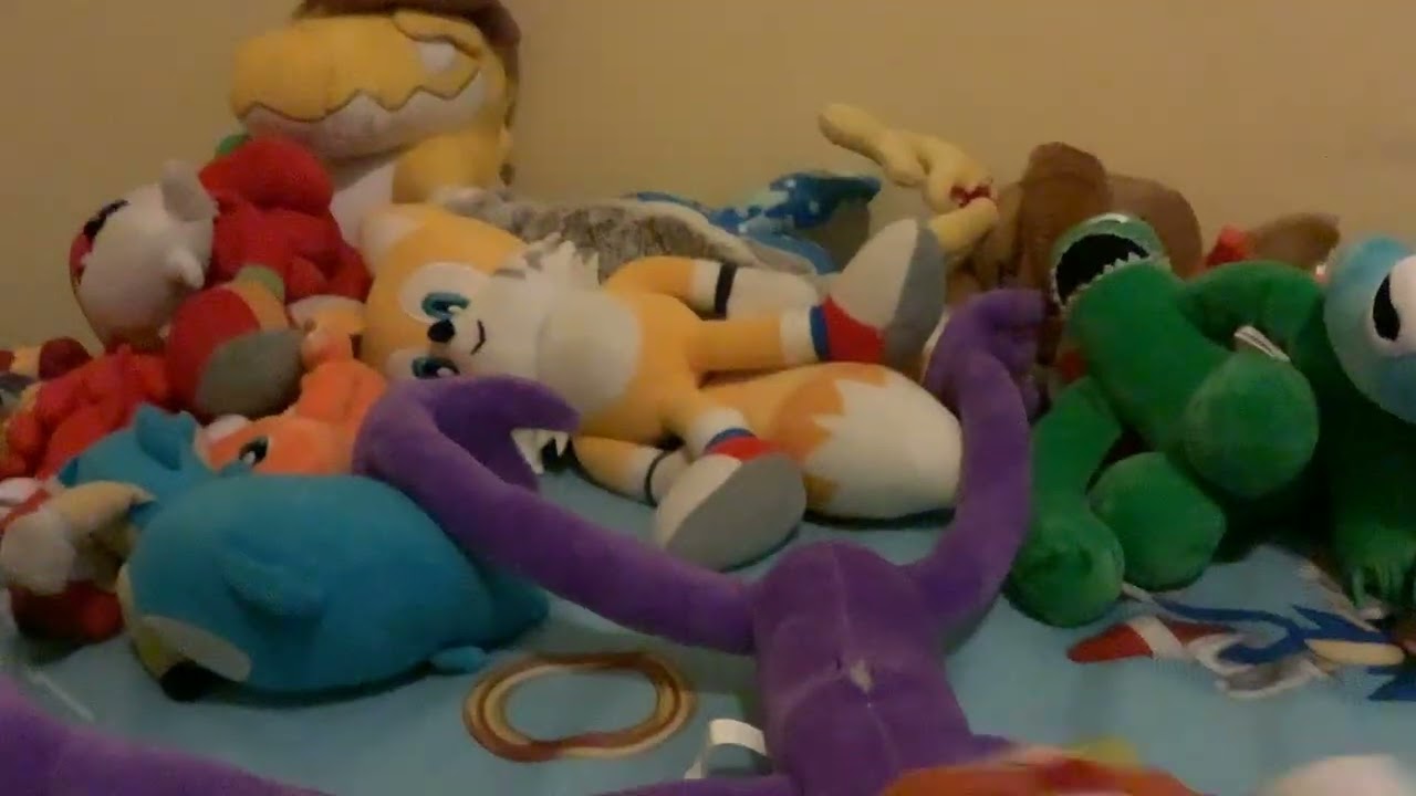 S2 episode 7 plushie 