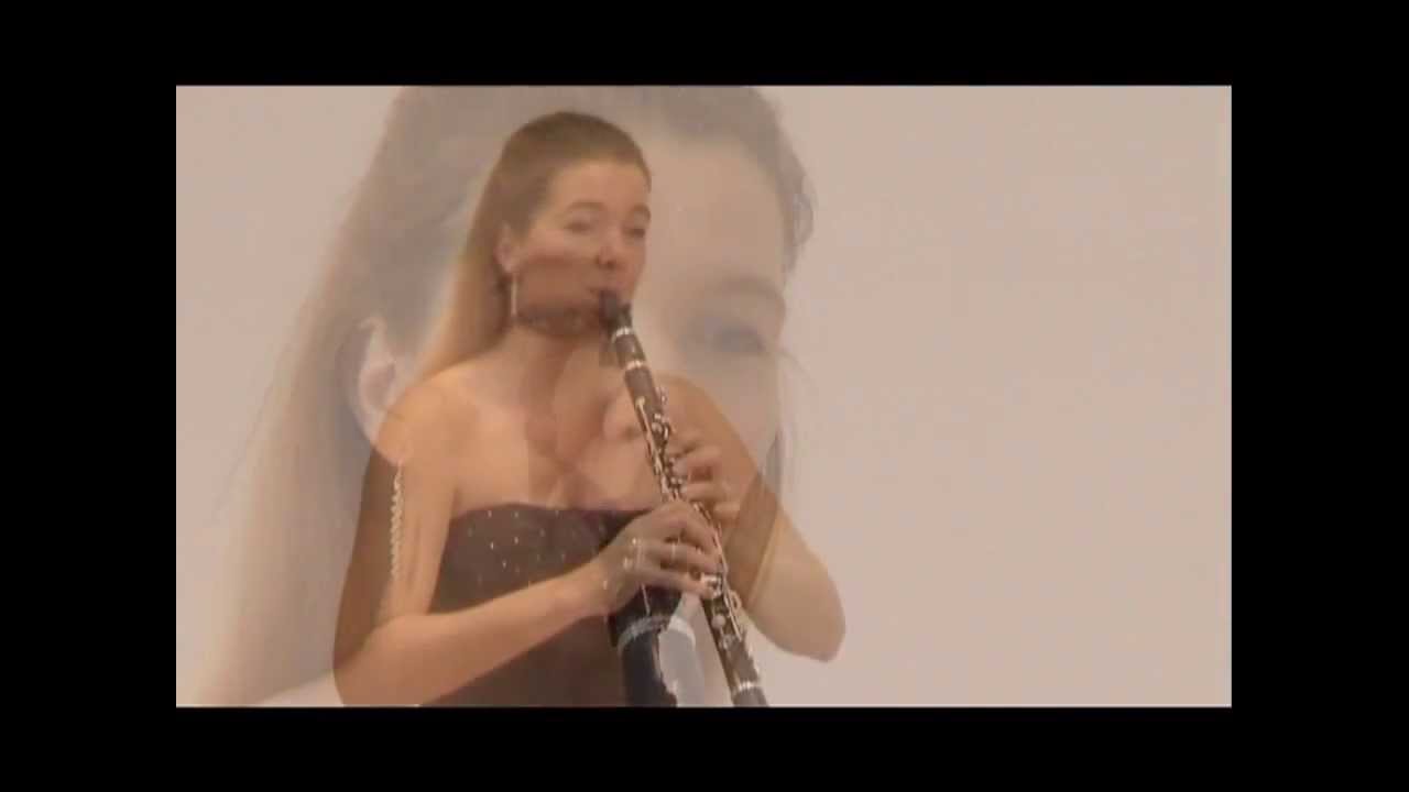 Sabine Grofmeier, clarinet   plays Stimmungen eines Fauns - Klage