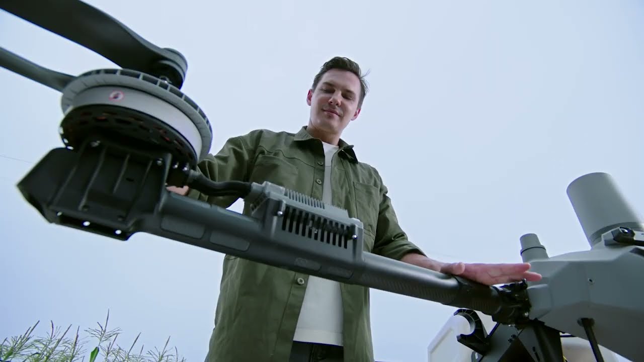 DJI AGRAS T70P - Nuevo drone para la agricultura (video en español)