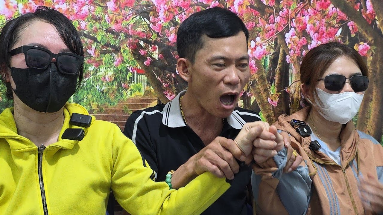 Trơi đất ơi hai cô bạn thân yêu chung một ông cái kết đều bị lừa tình tiền