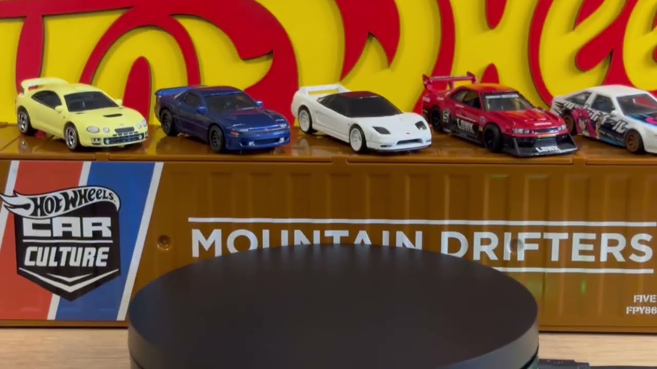 Hot wheels! Mountain drifters set.