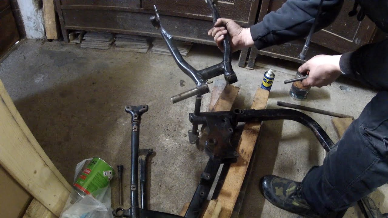 Jawa 250 - vyjmutí čepu kyvky (pro otrlé)